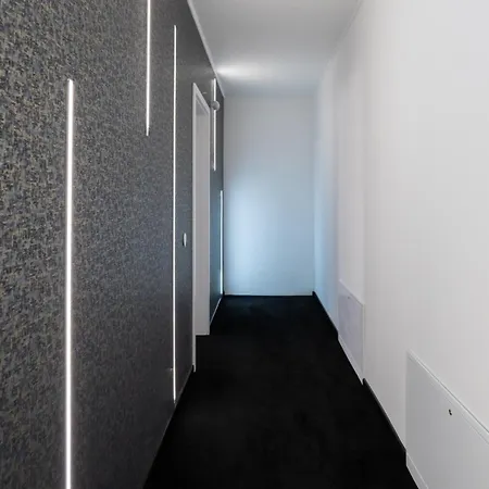 Titan Centrum Aparthotel *
