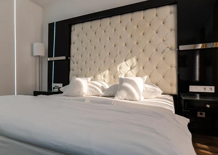 Titan Centrum Aparthotel 3*