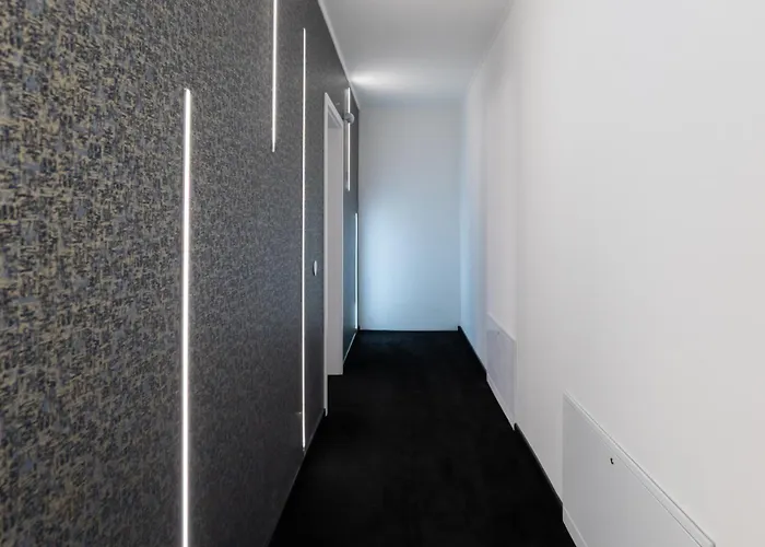 Titan Centrum Aparthotel 3*